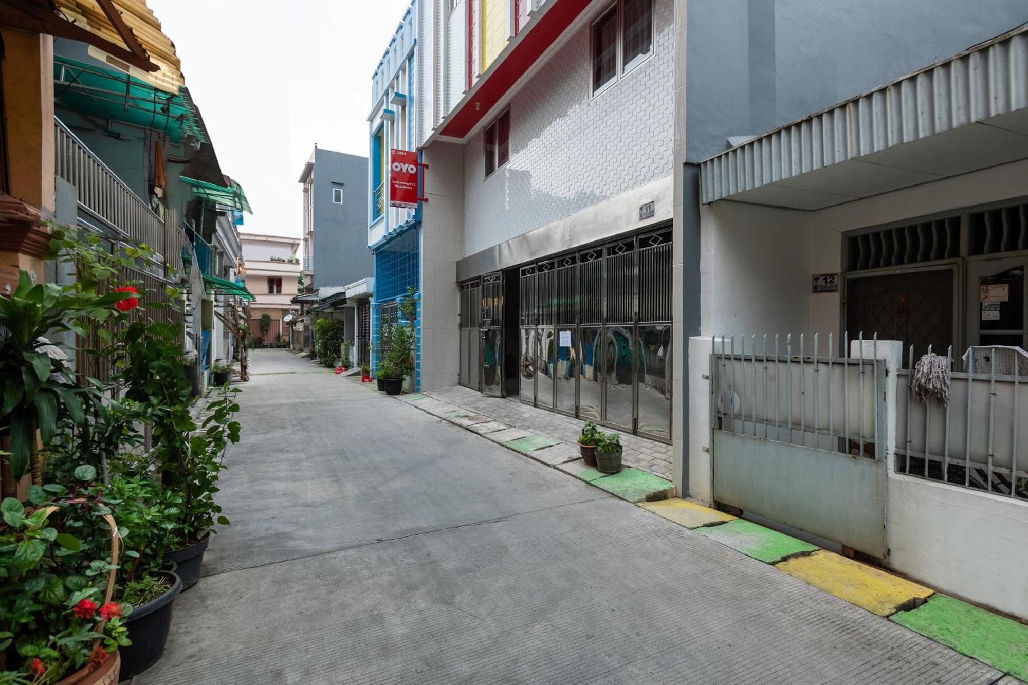 Oyo Life 3284 Pademangan 3 Residence Джакарта Экстерьер фото